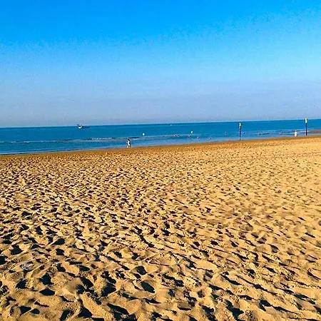 With Private Garden In A Good Location 3* Bibione